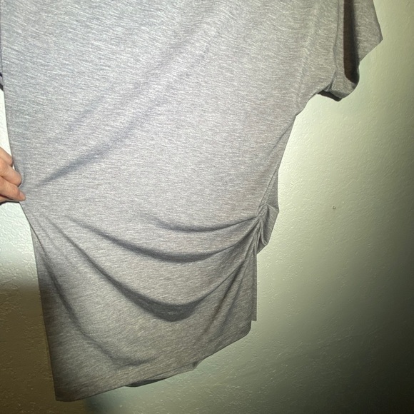 Athleta Womens Ruched Shoulder And Side Sz M - Picture 4 of 6